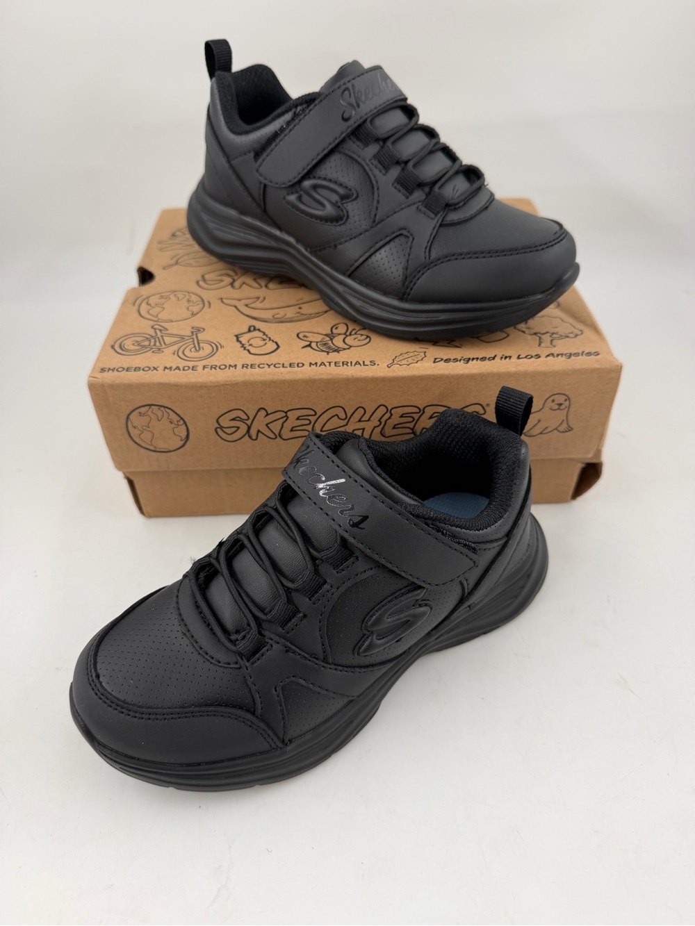 Skechers Kids' Black Athletic Sneakers -SZ 11.5-  - Easy Hook & Loop Closure